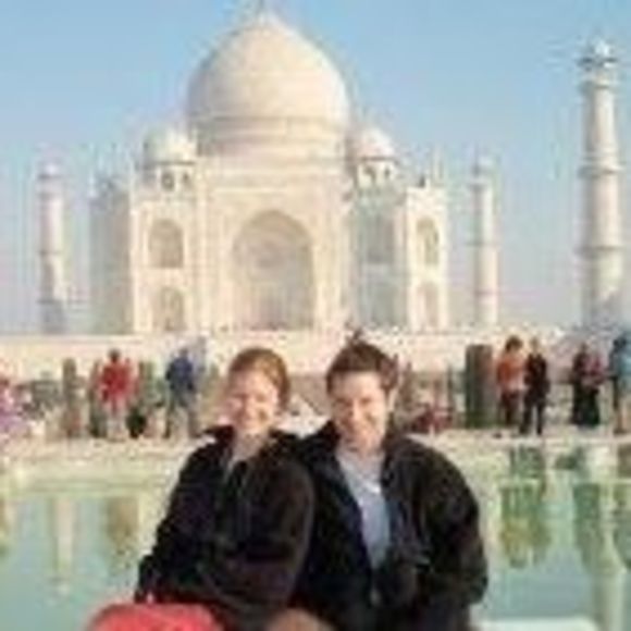 Meet your Posher, Sarah - Picture 1 of 1